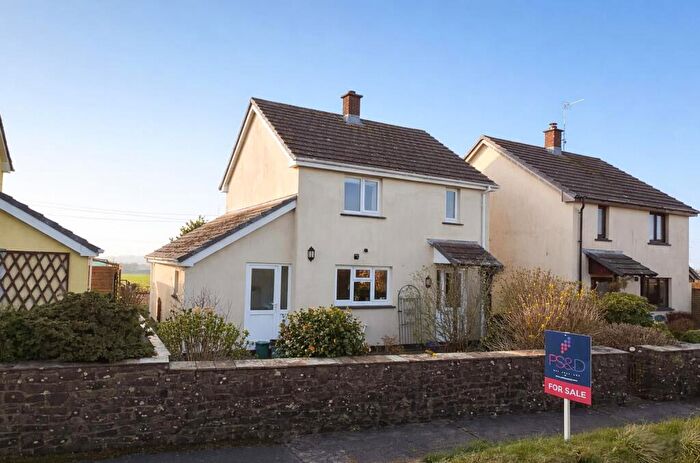 3 Bedroom House For Sale In Higher Clovelly, Bideford, EX39