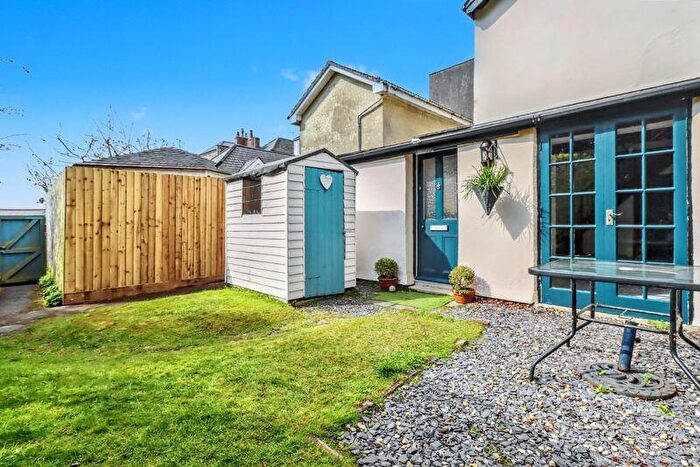 2 Bedroom Cottage To Rent In Copse Road, Clevedon, BS21
