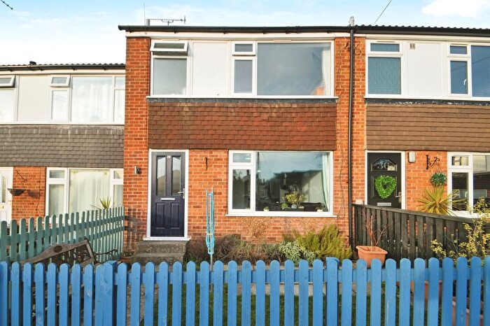 3 Bedroom Terraced House For Sale In Park House Green, Harrogate, HG1