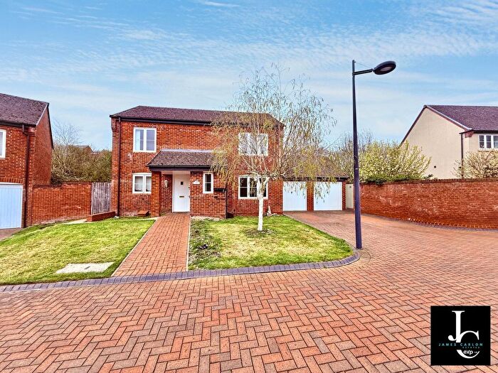 2 Bedroom Flat For Sale In Stocking Park Road, Lightmoor, Telford, TF4