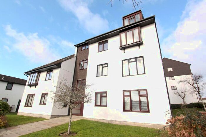 2 Bedroom Flat To Rent In St. Boniface Close, Plymouth, PL2