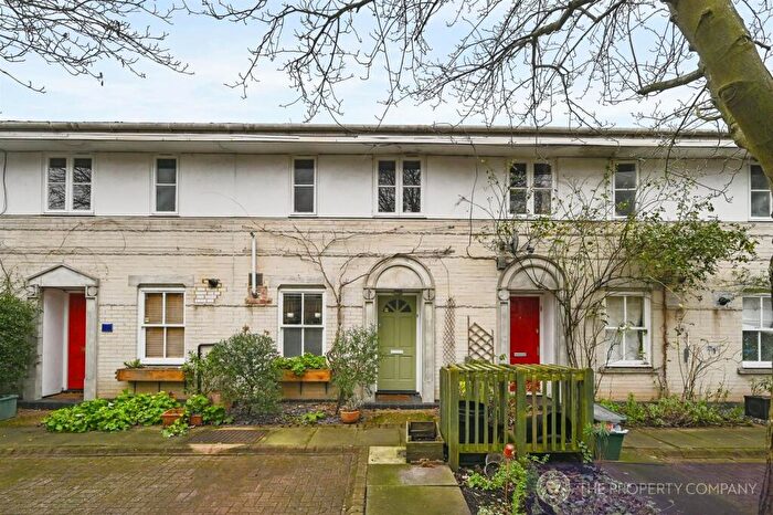 2 Bedroom House To Rent In Bergholt Mews, London, NW1