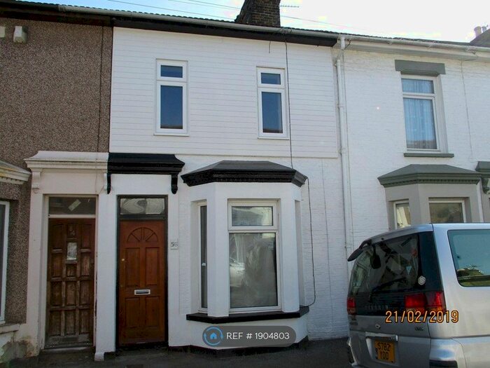 5 Bedroom Terraced House To Rent In Invicta Road, Sheerness, ME12