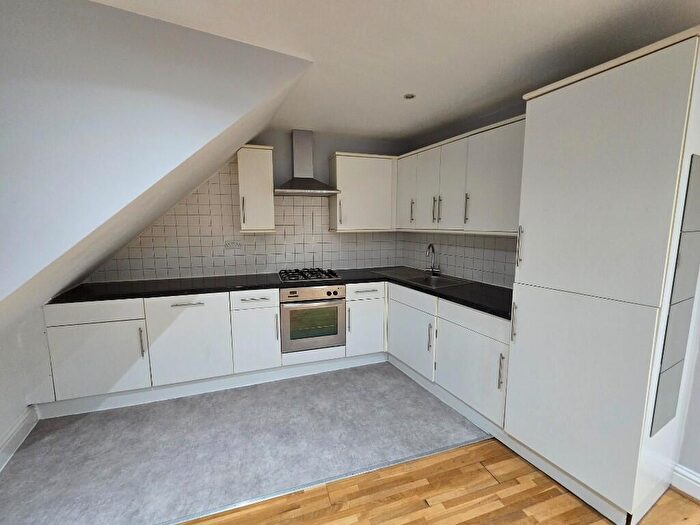 1 Bedroom Flat To Rent In East End Road, London, N2