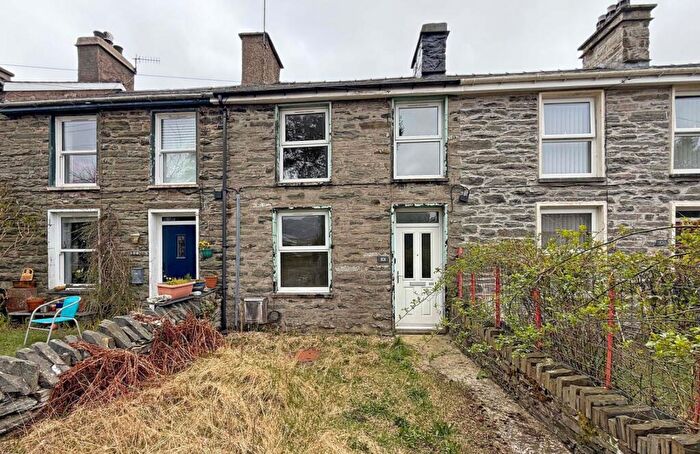 2 Bedroom Terraced House For Sale In Manod Road, Blaenau Ffestiniog, Gwynedd, LL41