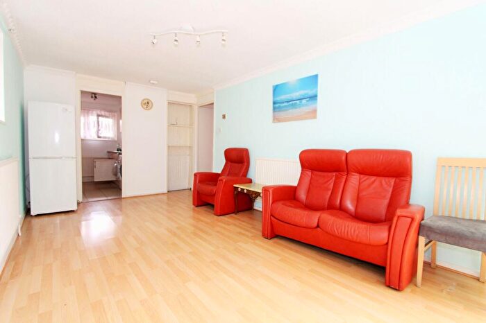 1 Bedroom Flat To Rent In Beatty Road, Stanmore, HA7