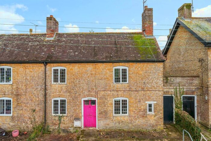 2 Bedroom End Of Terrace House For Sale In East Street, Milborne Port, Sherborne, DT9