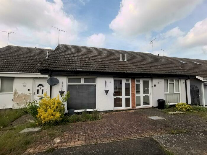 1 Bedroom Terraced Bungalow To Rent In Gleneagles, Benfleet, SS7