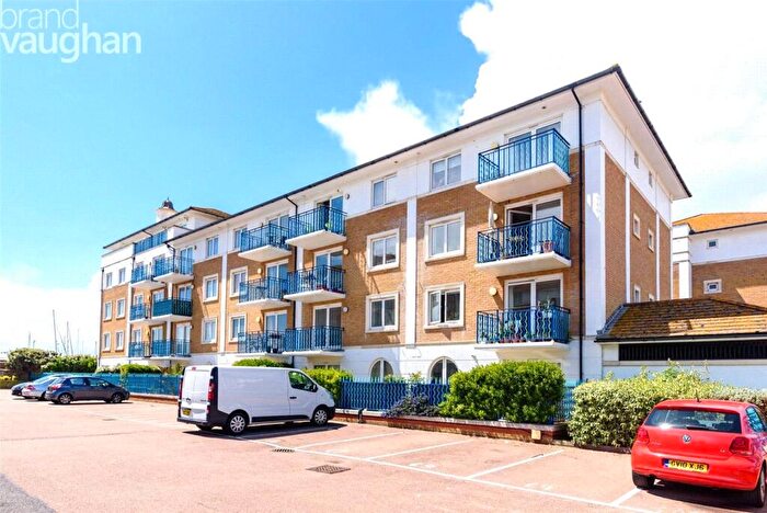2 Bedroom Flat To Rent In Britannia Court, The Strand, Brighton, BN2