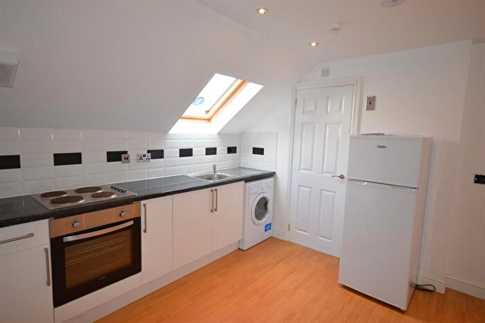 Apartment To Rent In York Road, Leicester, LE1