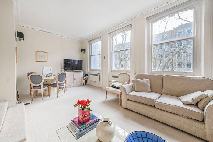 2 Bedroom Flat For Sale In Beaufort Gardens, Knightsbridge, London, SW3