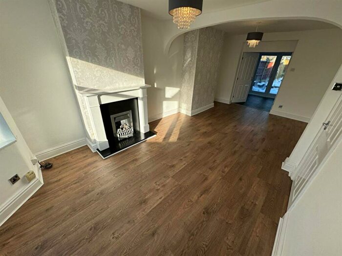 3 Bedroom Semi-Detached House To Rent In Cross Lane Whiston, Prescot, Merseyside, L35