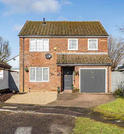 4 Bedroom Country House For Sale In Sheerstock, Haddenham, Aylesbury, Buckinghamshire, HP17
