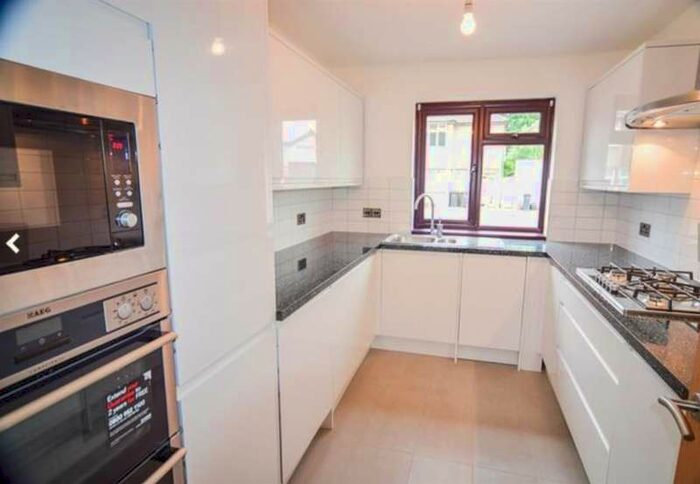 4 Bedroom Semi-Detached House To Rent In South Lane, , New Malden, KT3
