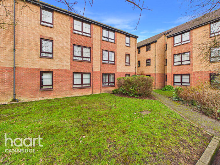 2 Bedroom Flat For Sale In William Smith Close, Cambridge, CB1