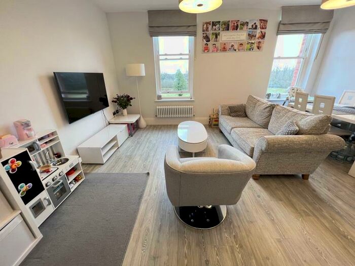 2 Bedroom Apartment To Rent In The Grange, Gwendolyn Drive, Coventry, CV3