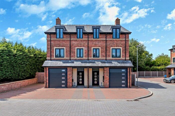 5 Bedroom Semi-Detached House To Rent In Barsbank Lane, Lymm, Cheshire, WA13