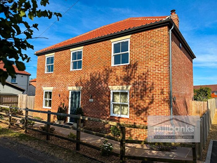4 Bedroom Detached House For Sale In Whitehouse Lane, Attleborough, Norfolk, NR17