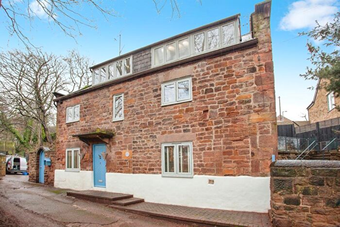 5 Bedroom Character Property For Sale In Hollowgate, Whiston, Rotherham, S60