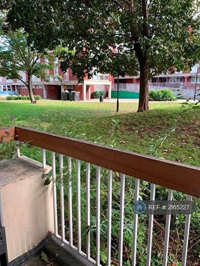 4 Bedroom Flat To Rent In James House, London, E1