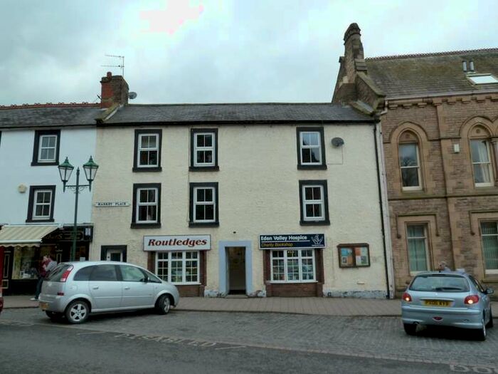 2 Bedroom Flat To Rent In Market Place, , Brampton, CA8