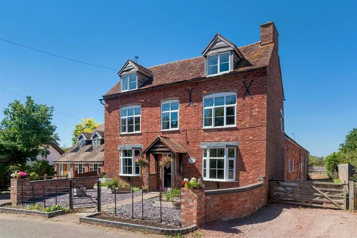 6 Bedroom Detached House For Sale In Broadway Lane, Pershore, Worcestershire, WR10