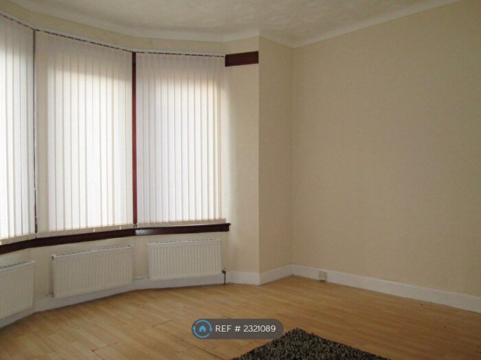 2 Bedroom Flat To Rent In Highholm Street, Port Glasgow, PA14