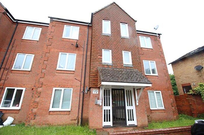 2 Bedroom Flat To Rent In The Finches, Ashburnham Road, MK40