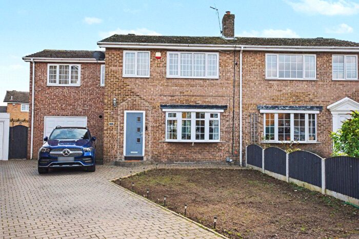 4 Bedroom Semi Detached House For Sale In Fairway Avenue, Normanton, West Yorkshire, WF6