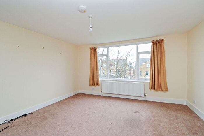 1 Bedroom Flat For Sale In Downs Park, Herne Bay, Kent, CT6