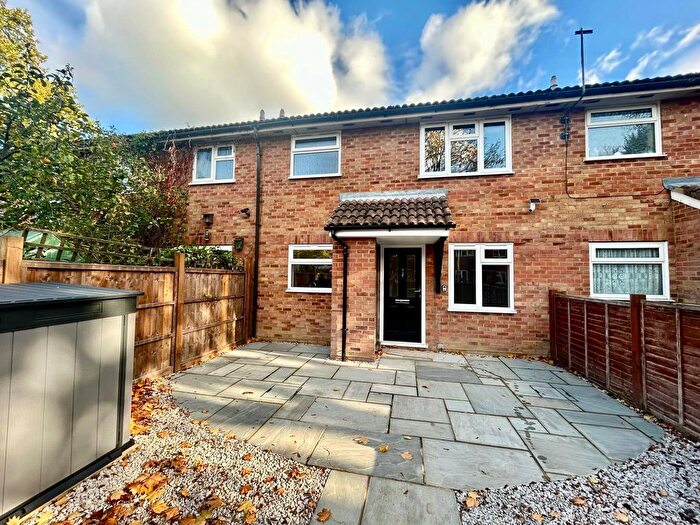 1 Bedroom Terraced House To Rent In Ashridge, Farnborough, Hampshire, GU14