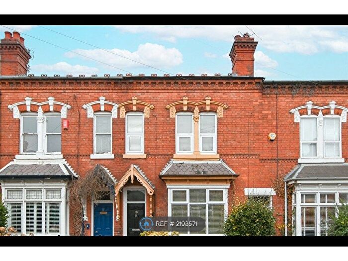3 Bedroom Terraced House To Rent In Herbert Road, Smethwick, B67