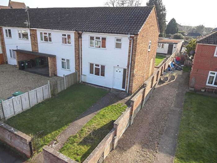 3 Bedroom End Of Terrace House To Rent In Buckthorne Lane, Cholsey, OX10