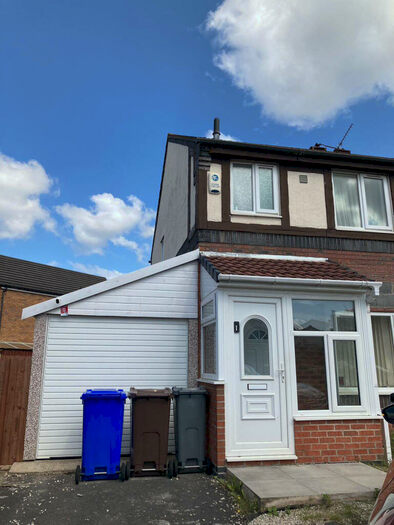 3 Bedroom Semi-Detached House To Rent In Wynne Close, Manchester, M11