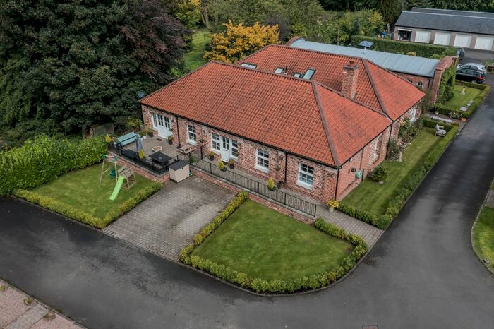 3 Bedroom Town House For Sale In Home Farm Steading, Ferry Road, Bishopton, PA7