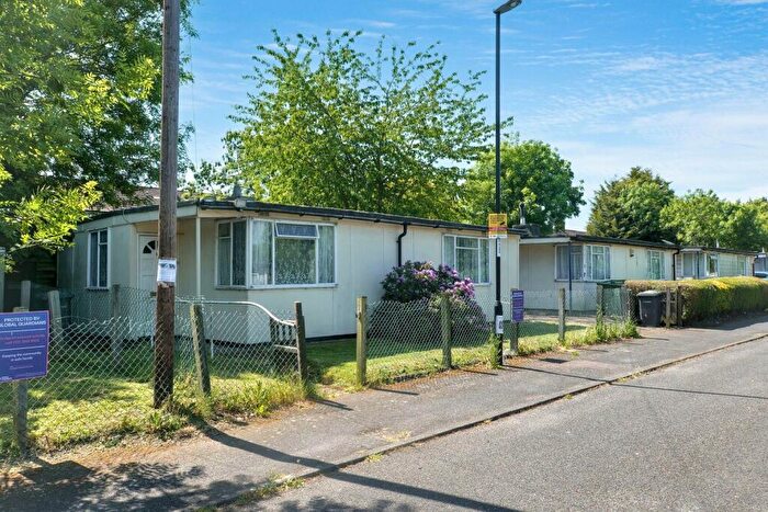 Property For Sale In Persant Road, Catford, London, SE6