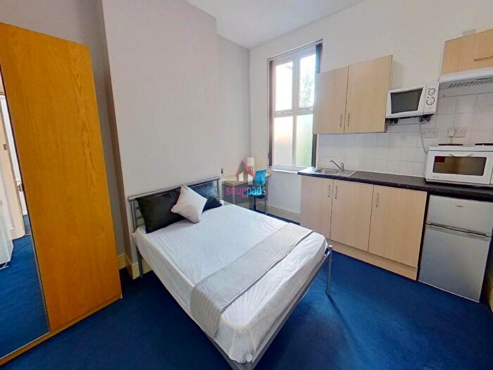 Studio To Rent In Barrfield Road, Salford, M6