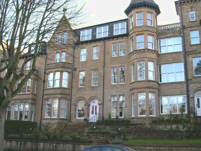 2 Bedroom Flat To Rent In Valley Drive, Harrogate, HG2
