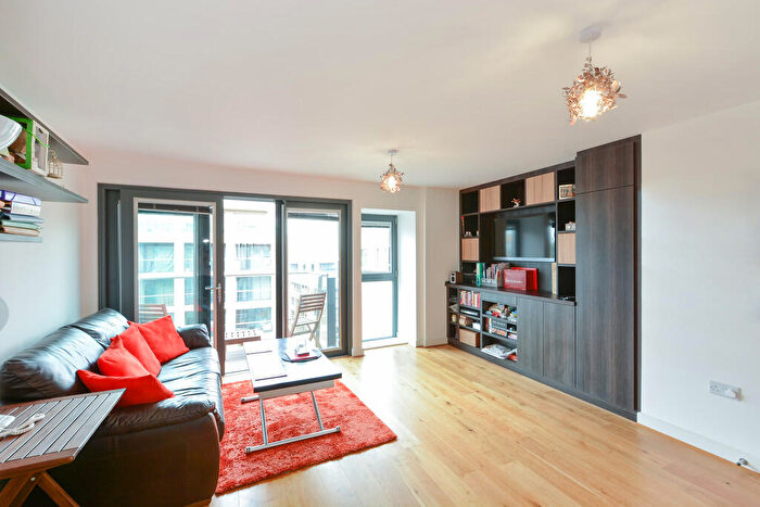 1 Bedroom Apartment To Rent In Montreal House, Surrey Quays Road, SE16