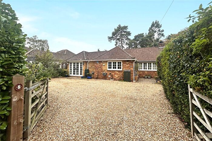 4 Bedroom Detached House For Sale In Award Road, Church Crookham, Fleet, Hampshire, GU52
