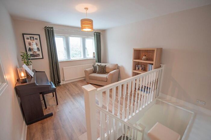 4 Bedroom Town House For Sale In Crosshills Road, Cononley, BD20