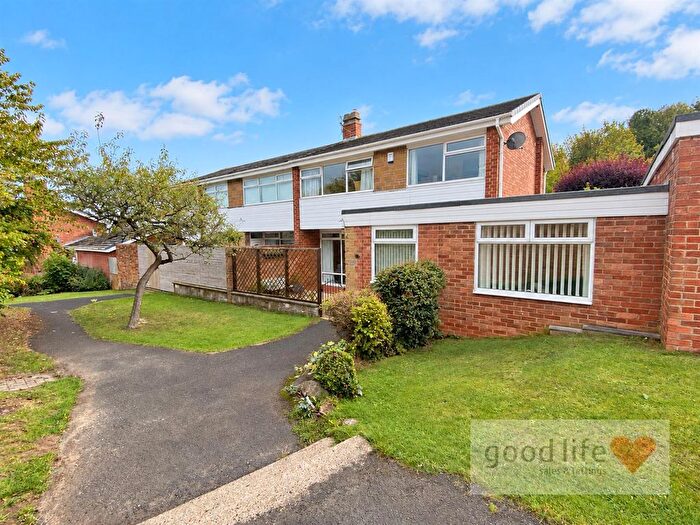 3 Bedroom Semi-Detached House For Sale In The Precinct, Tunstall, Sunderland, SR2