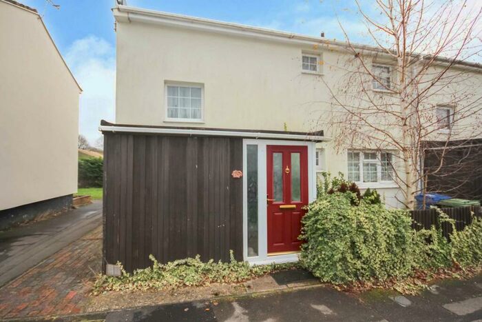 3 Bedroom House To Rent In Ashbourne, Bracknell, RG12