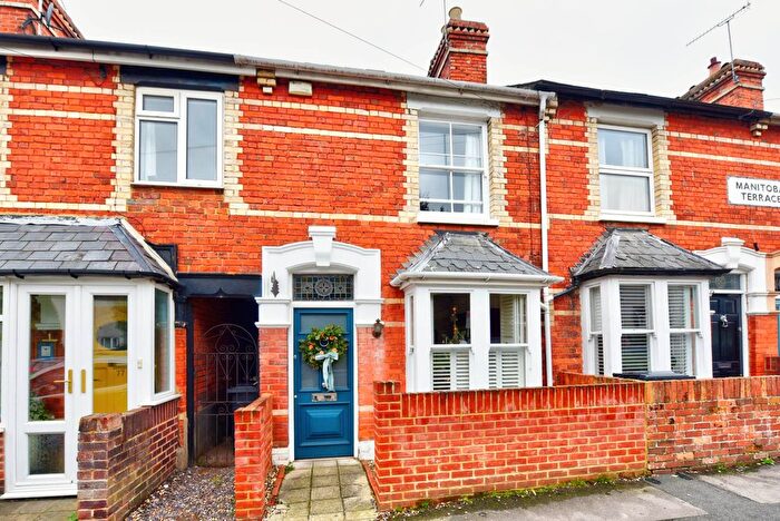 2 Bedroom Terraced House For Sale In Harpsden Road, Henley On Thames, RG9