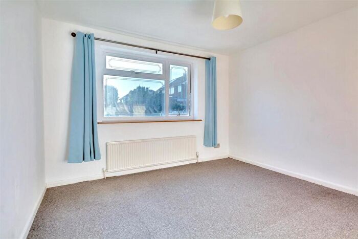 3 Bedroom Semi-Detached House For Sale In Washington Drive, Stapleford, Nottingham, NG9