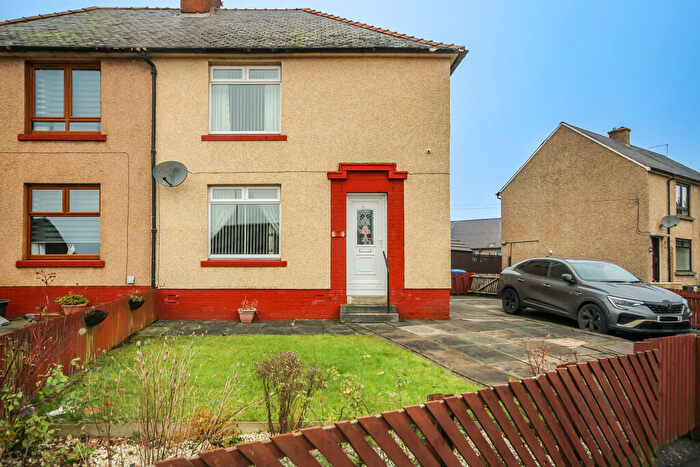 3 Bedroom Semi-Detached House To Rent In Lanrigg Road, Fauldhouse, West Lothian, EH47