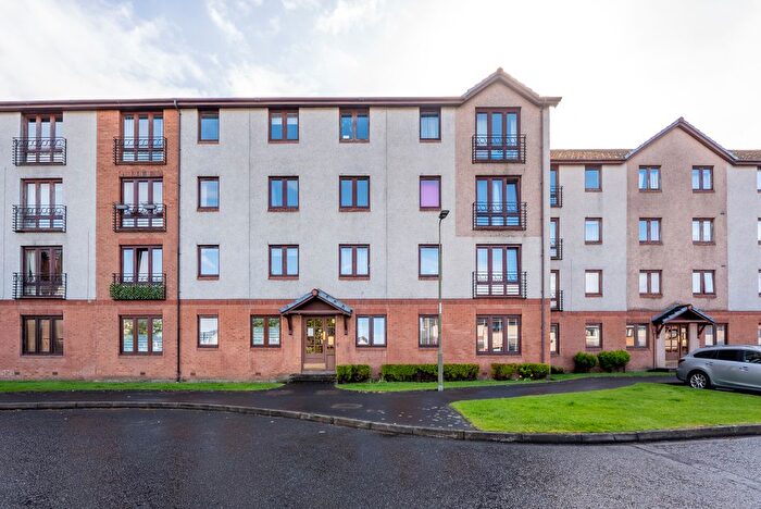 2 Bedroom Flat For Sale In / Hawkhill, Leith, Edinburgh, EH7