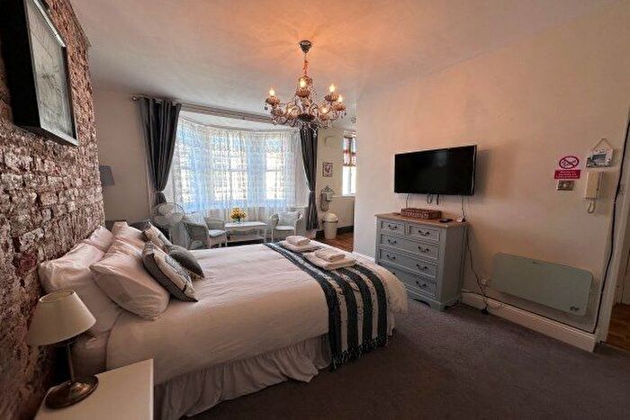 Studio To Rent In Charlotte Street, Brighton, BN2