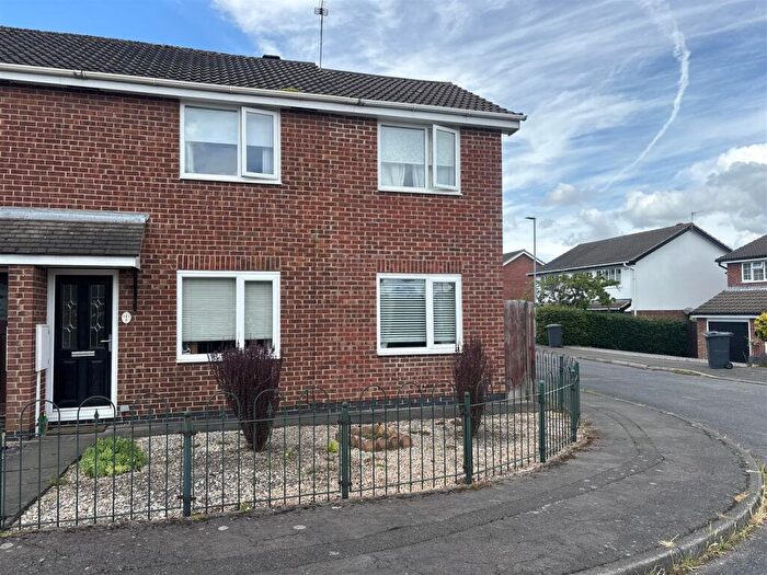 2 Bedroom Semi-Detached House To Rent In Haulton Drive, Castle Donington, Derby, DE74