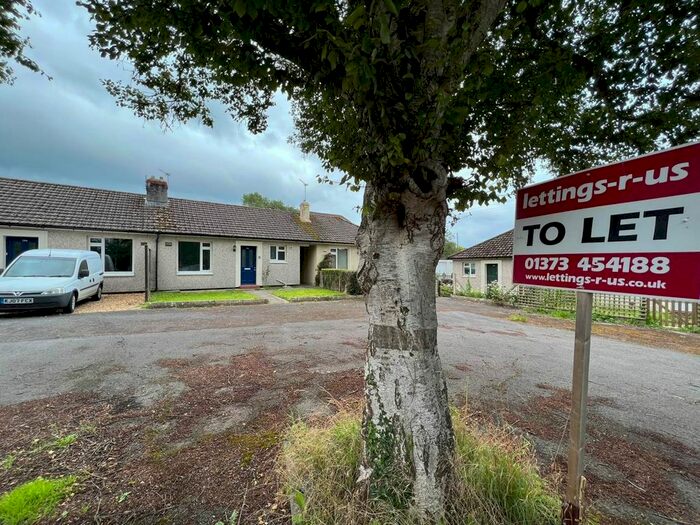 1 Bedroom Semi-Detached Bungalow To Rent In St Johns Road, Frome, Somerset, BA11